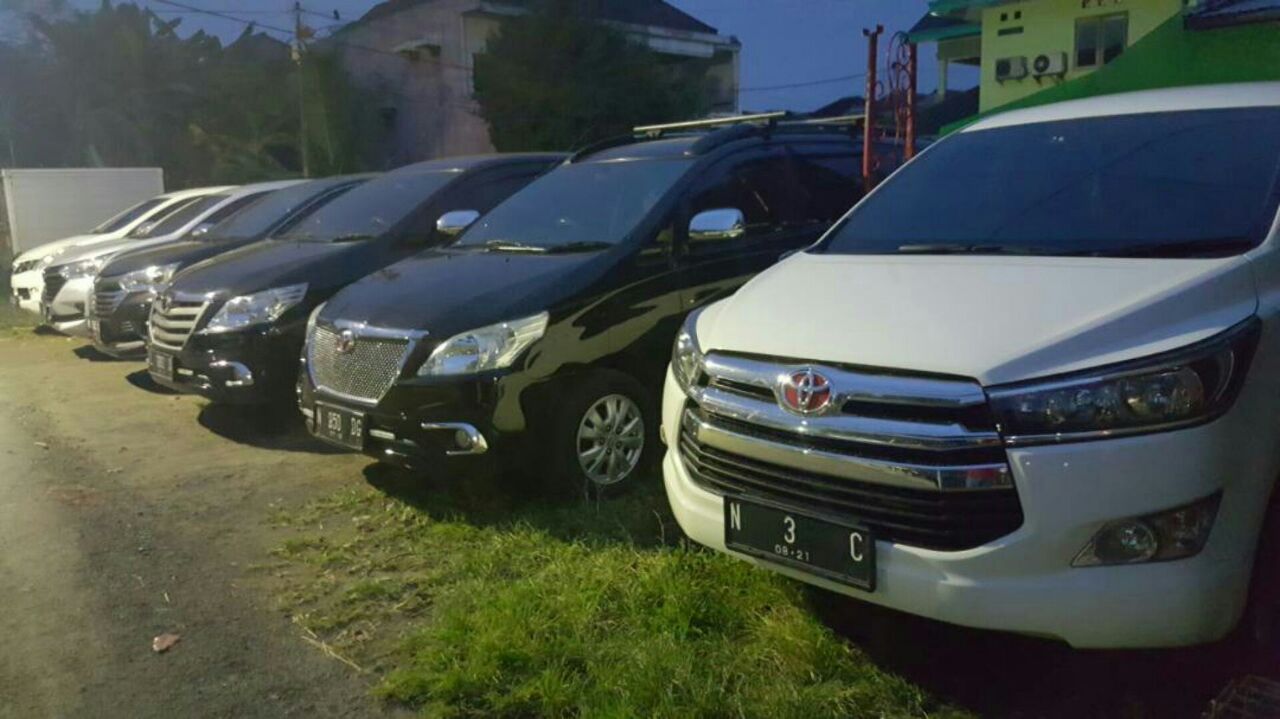 Sewa Mobil  Murah  Malang  Nyewain